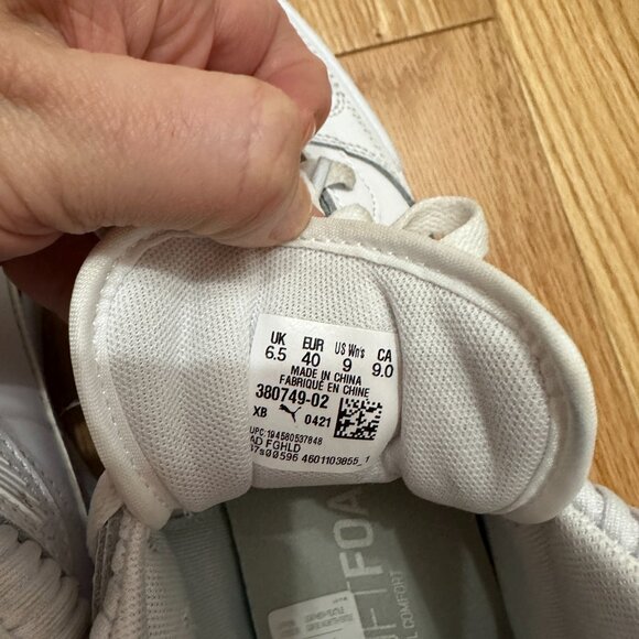 Puma Sneakers with platform heel- Size 9 Womens - White - Picture 6 of 8